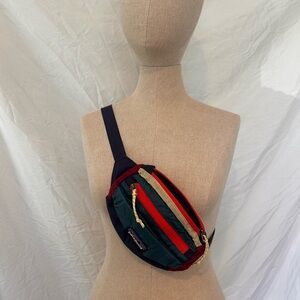 Patagonia Red and Navy Lightweight Hip Pack